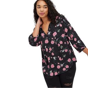 NWT Torrid Black Floral Georgette Bow Tie Blouse - Size: M (10)
